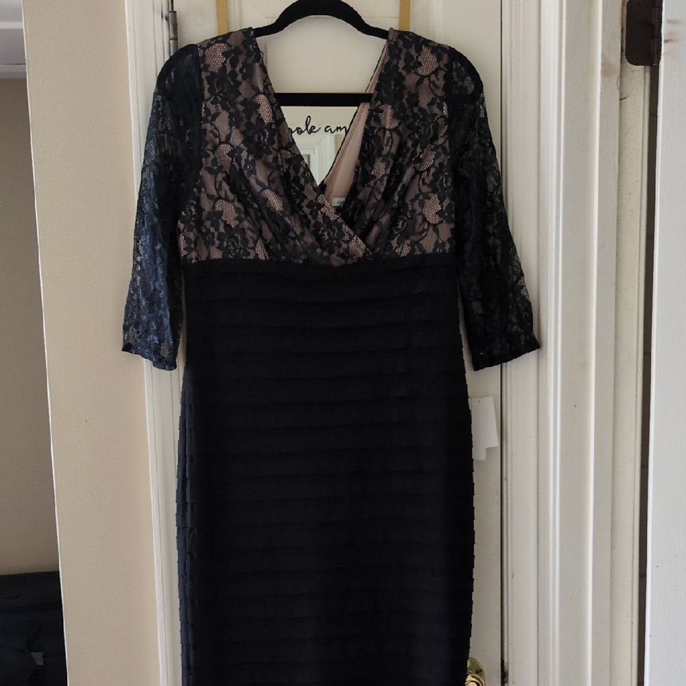 Simply Liliana Black and Nude Lace Dress